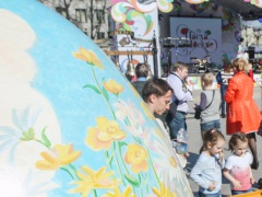 Москва открывает весенний сезон фестивалей "Пасхальным даром"