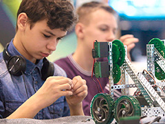 На "Субботах московского школьника" учащимся расскажут о робототехнике и авиамоделировании