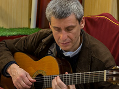 Обучение игре на гитаре в Москве
