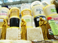Редкие сорта мёда привезли на ярмарку в "Коломенское"