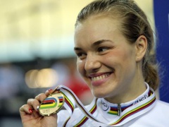 Московская велосипедистка Анастасия Войнова завоевала золотую медаль чемпионата мира